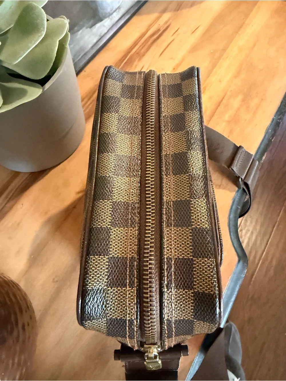 N/A louis vuitton